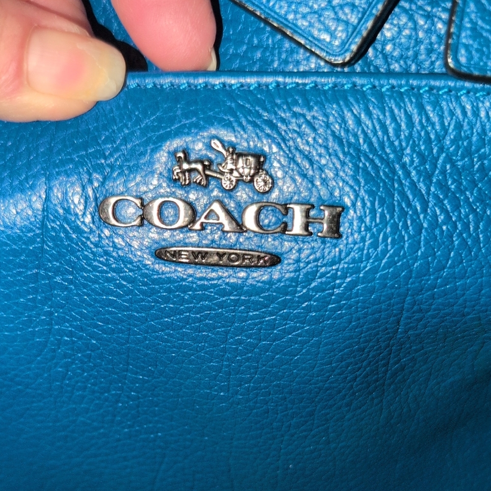 Coach Mickie Satchel In Blue Pebble Leather 2 Ways To Carry - Picture 2 of 16